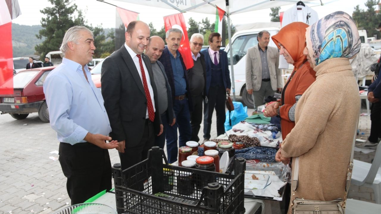 Taşova'da Filistin yararına kermes düzenlendi