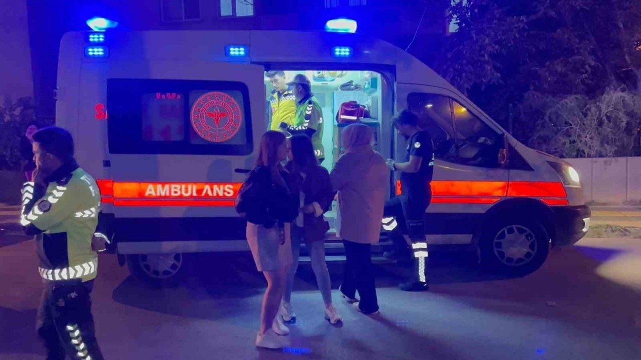 Aksaray’da cip ile hafif ticari araç çarpıştı: 2 yaralı