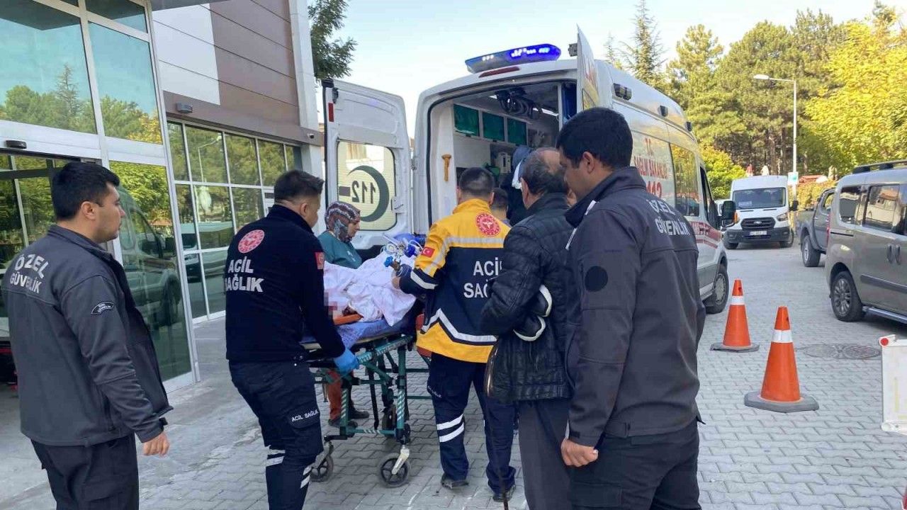 Konya’da minibüs kazasındaki yaralılardan biri hayatını kaybetti