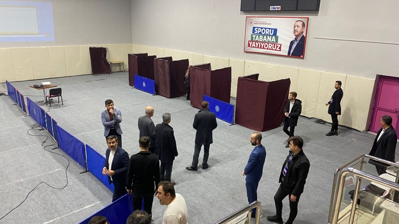 AK Parti Karabük'te aday adayları için temayül yoklaması yaptı
