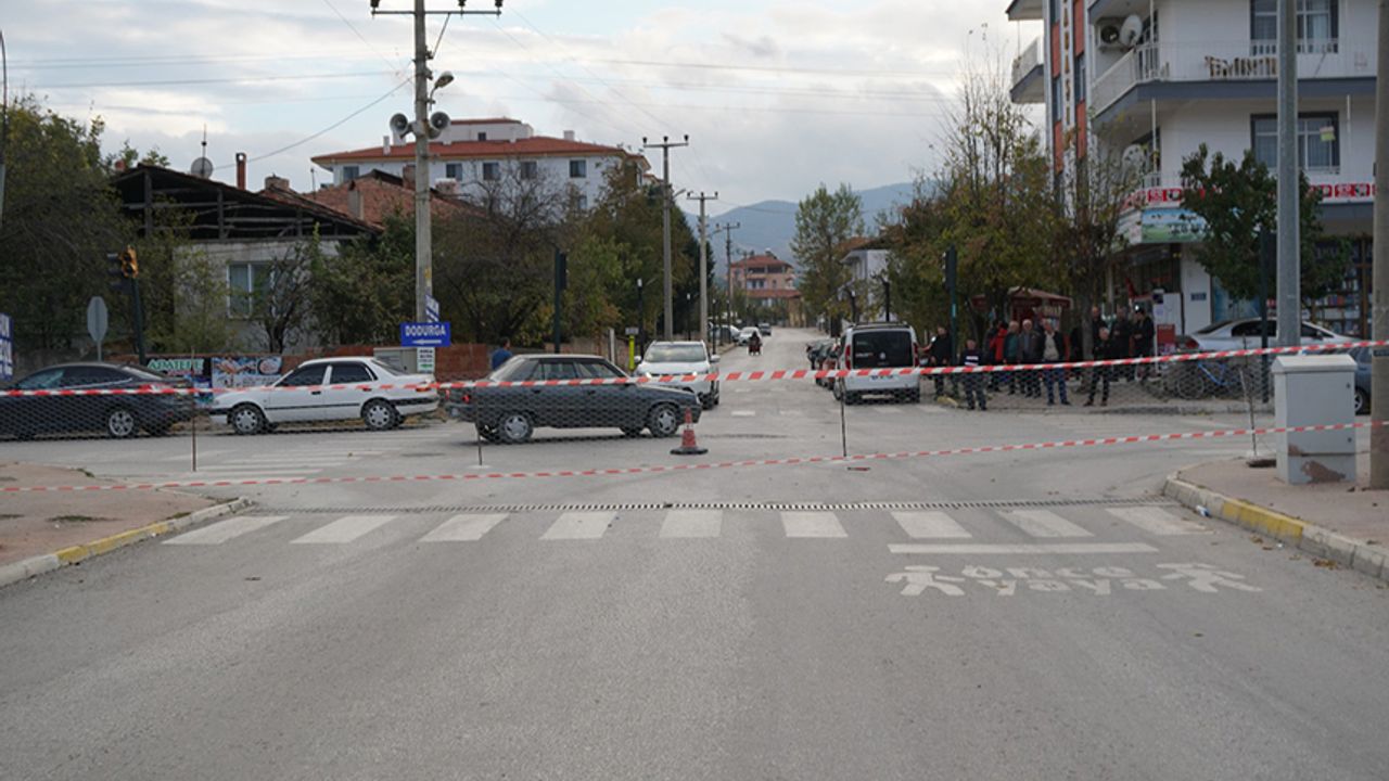 Çorum'da köprü krizi: Özel mülk olduğu gerekçesi ile Osmancık Köprüsü ulaşıma kapatıldı