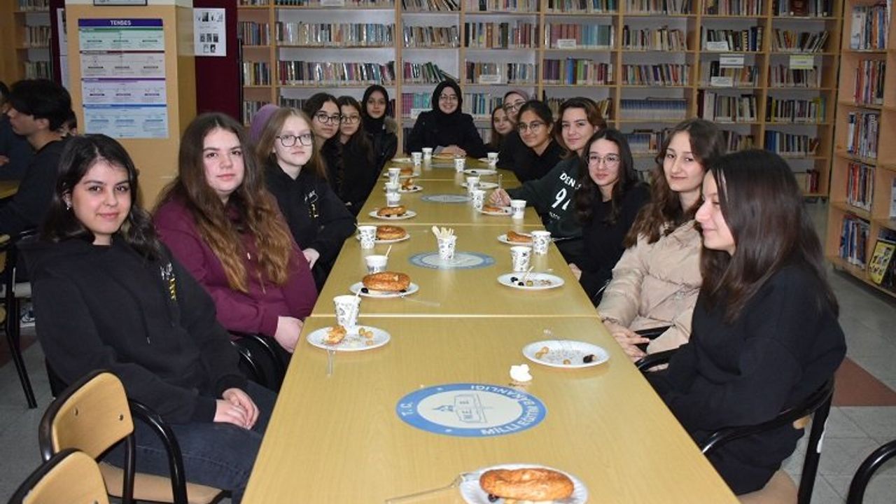 Manisa Hasan Türek Anadolu Lisesi'nden motivasyon kahvaltısı