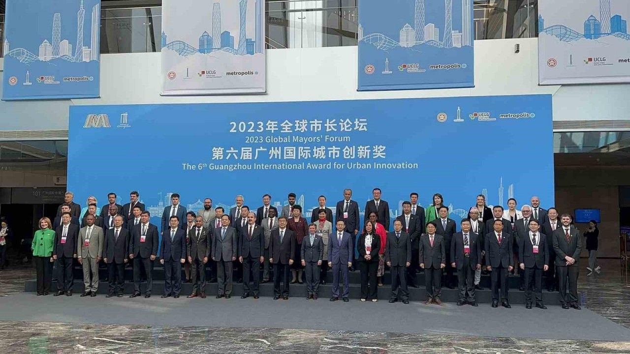 UCLG Başkanı Altay Çin’de dünya belediyelerine hitap etti