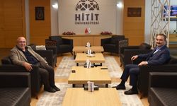 Hitit Üniversitesi ve Çorum gündemi odaklı samimi görüşme: Hacı Odabaş, Rektör Öztürk'ü ziyaret etti