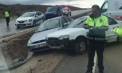 Çorum'da zincirleme trafik kazası: 12 kişi yaralandı