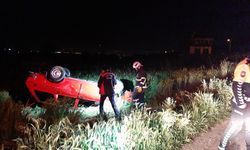 Çorum'da şüpheli kaza: Şarampole devrilen otomobil terk edilmiş halde bulundu