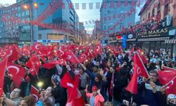 Cumhurbaşkanı Erdoğan'ın seçim zaferi tüm yurtta coşkuyla kutlanıyor