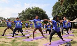 Hindistan Başkonsolosu Bodrum'da yoga yaptı