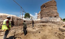 İznik surlarında gizemli olay: Antik mezarlık ve Roma villası bulundu