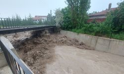 Boğazkale'yi şiddetli yağış vurdu: Evci Barajı'ndan su bırakılıyor
