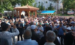 Sungurlu'da Hacı adayları kutsal topraklara dualarla uğurlandı