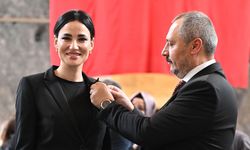 Türkiye güzeli milletvekilliği kaydını yaptırdı