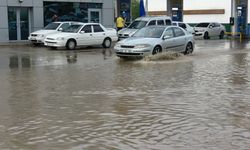 Tokat'ta şiddetli yağış hayatı olumsuz etkiledi