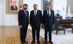 AK Parti Milletvekilleri Sağlık Bakanı Koca'yı ziyaret etti