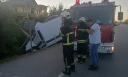 Samsun'da canlı yayın aracı direğe çarptı: 2 ölü, 1 yaralı