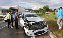 Samsun'da üç aracın karıştığı kazada 3 kişi yaralandı