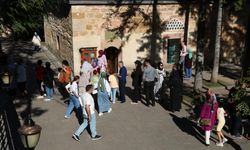Şeyh Şaban-ı Veli Külliyesi'nde bayramın son gününde yoğunluk yaşanıyor
