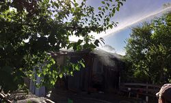 Sungurlu'da yangın: 4 ev kül oldu