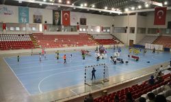 Amasya'da Mini-Mini Hentbol Türkiye Şampiyonası başladı