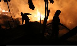 GÜNCELLEME - Kastamonu'da 7 evi saran yangın kontrol altına alındı