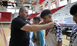 Hentbol Anadolu Yıldızlar Ligi'nin yarı final müsabakaları Erzincan'da sona erdi