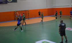 Hentbol Kadınlar Süper Ligi, oynanan dört müsabakayla başladı