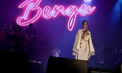 Şarkıcı Bengü, Trabzon'da konser verdi