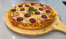 Az malzeme, bol lezzet: Her evde olan 5 malzeme ile Pizza tarifi