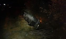 Çorum'da korkutan kaza: Otomobil su kanalına uçtu