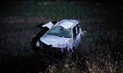 Çorum-Yozgat yolunda trafik kazası: Otomobil şarampole uçtu!