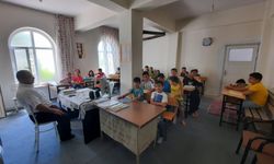 Bayat'ta 64 camide 650 çocuk Kur'an kurslarında eğitim görüyor