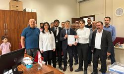 MHP Osmancık İlçe Başkanı Selim Dölcü mazbatasını aldı