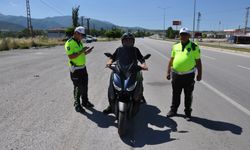 Amasya'da abartı egzoz ve motosiklet denetiminde 17 sürücüye para cezası uygulandı