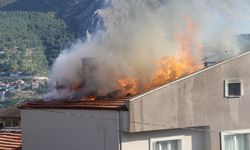 Amasya’da çıkan çatı yangını söndürüldü