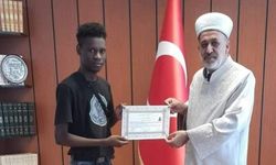 Haiti vatandaşı Üniversite öğrencisi Çorum'da müslüman oldu
