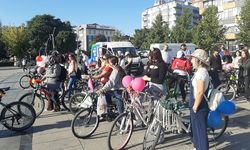 Çorum'da "Süslü Kadınlar Bisiklet Turu" düzenlendi