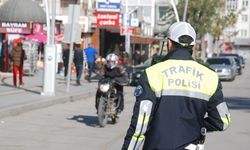 Çorum'da polisin "dur" ihtarına uymayan sürücüye 60 bin lira para cezası