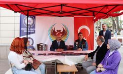 Amasya'da polisler üniversite öğrencilerini bilgilendirdi