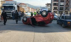 Karabük'te iki otomobilin çarpıştığı kazada 2 kişi yaralandı