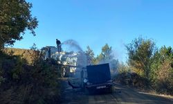 Saraydüzü'nde seyir halindeki otomobilde yangın sonucu hasar oluştu