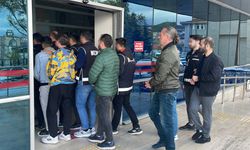 Zonguldak'ta "Kafes" operasyonunda yakalanan 8 zanlı adliyede