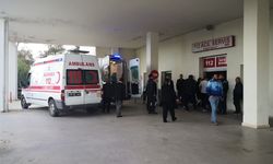 Çorum'da öğrenci servisi traktörle çarpıştı: 12 öğrenci hastaneye kaldırıldı