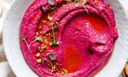 Yılbaşı sofranız için en iyi tarif: Renkli ve lezzetli Pancarlı Humus tarifi