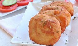 Patates aşıklarına özel: Kıyır kıyır Patatesli Hamur Kızartması tarifi