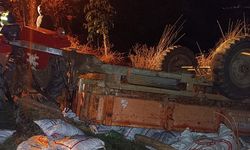 Oğuzlar'da korkutan kaza: Devrilen traktörün römorkunun altında kalan kişi yaralandı!