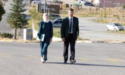 Yozgat'ta sıradışı hikaye: 47'lik baba ve 20'lik kızı üniversiteye birlikte kayıt oldu