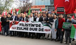 Amasya'da AK Parti'li gençler, İsrail'in Gazze'ye saldırılarını protesto etti