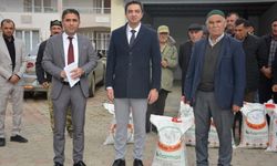 Sulusaray'da çiftçilere yüzde yüz hibeli 2,6 ton nohut tohumu dağıtıldı