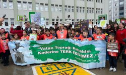 TEMA temsilcileri ve öğrenciler "Toprağa Saygı" için yürüdü