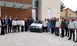 Geleceğin mühendisleri için Toyota’dan dev eğitim desteği: Hitit Üniversitesi'ne araba hibe etti